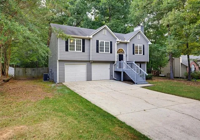 Photo 2 of Single family home for sale at 334 Hills Point Ct, Bethlehem, GA 30620 | MLS# 7857227 | Listing updated on 2026-10-22