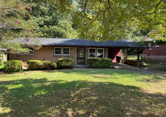 Photo 2 of Single family home for sale at 1108 Indale Pl, Atlanta, GA 30310 | MLS# 7841939 | Listing updated on 2026-09-23