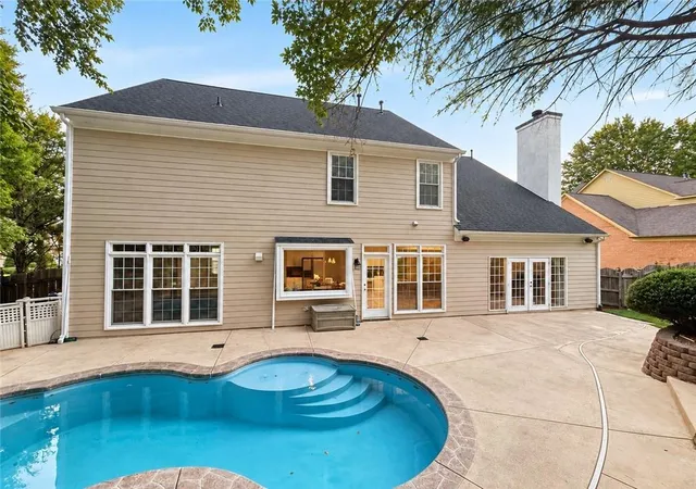 Photo 2 of Single family home for sale at 105 Smithdun Ln, Sandy Springs, GA 30350 | MLS# 7833810 | Listing updated on 2026-10-08