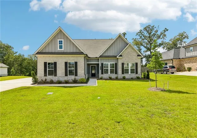 Single family home for sale at 321 Apalachee Way, Bonaire, GA 31005 | MLS# 7843792