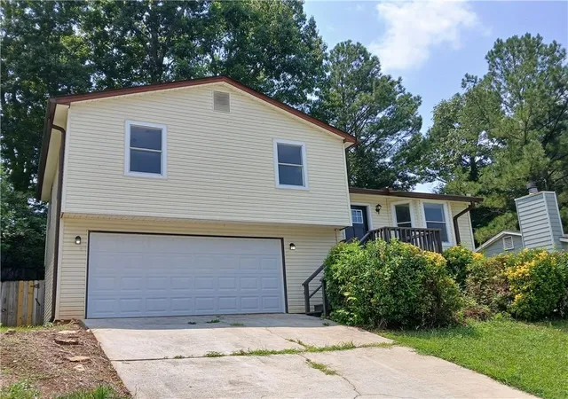 Photo 1 of Single family home for sale at 2275 Ramblewood Cir, Decatur, GA 30035 | MLS# 7813296 | Listing updated on 2026-09-16