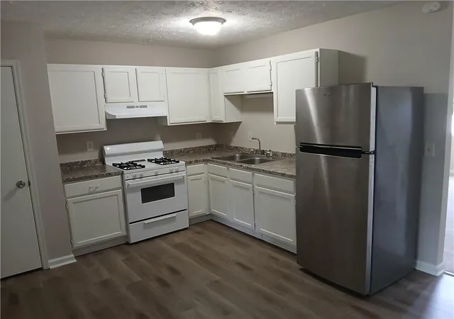 Photo 3 of Single family home for sale at 2275 Ramblewood Cir, Decatur, GA 30035 | MLS# 7813296 | Listing updated on 2026-09-16