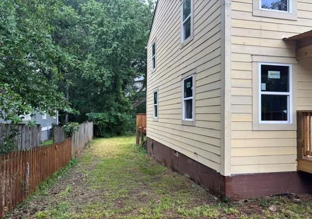 Photo 3 of Single family home for sale at 2618 Memorial Dr SE, Atlanta, GA 30317 | MLS# 7834591 | Listing updated on 2026-09-30