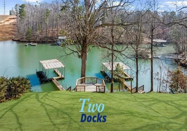 Photo 2 of Single family home for sale at 6313 Shoreland Cir, Buford, GA 30518 | MLS# 7832695 | Listing updated on 2026-09-04