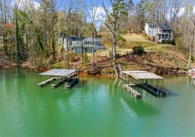 Photo 3 of Single family home for sale at 6313 Shoreland Cir, Buford, GA 30518 | MLS# 7832695 | Listing updated on 2026-09-04