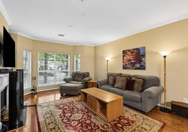 Photo 4 of Condo for sale at 5641 Roswell Rd #217, Sandy Springs, GA 30342 | MLS# 7850573 | Listing updated on 2026-10-13