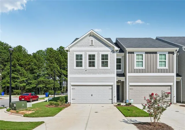Photo 1 of Sale Pending at 5151 Longview Run, Decatur, GA 30035 | MLS# 7831713 | Listing updated on 2026-09-22