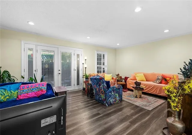 Photo 4 of Condo for sale at 6851 Roswell Rd #F3, Sandy Springs, GA 30328 | MLS# 7830877 | Listing updated on 2026-09-12