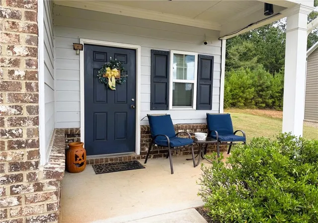 Photo 2 of Single family home for sale at 344 Augusta Woods Dr, Villa Rica, GA 30180 | MLS# 7836850 | Listing updated on 2026-09-12