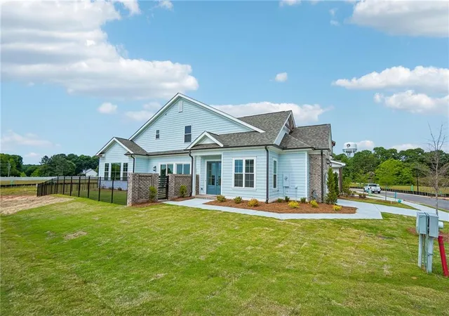 Photo 4 of Single family home for sale at 56 Nicholas Dr, Hoschton, GA 30548 | MLS# 7852970 | Listing updated on 2026-10-22