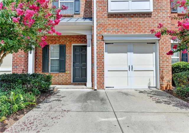 Photo 2 of Townhouse for sale at 5634 Lawley Dr, Johns Creek, GA 30022 | MLS# 7829749 | Listing updated on 2026-09-10