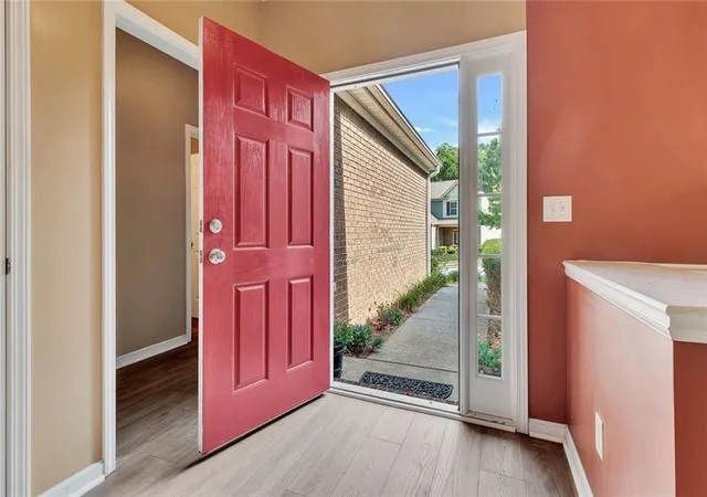 Photo 4 of Single family home for sale at 5003 Centennial Cmns Dr NW, Acworth, GA 30102 | MLS# 7840363 | Listing updated on 2026-10-22