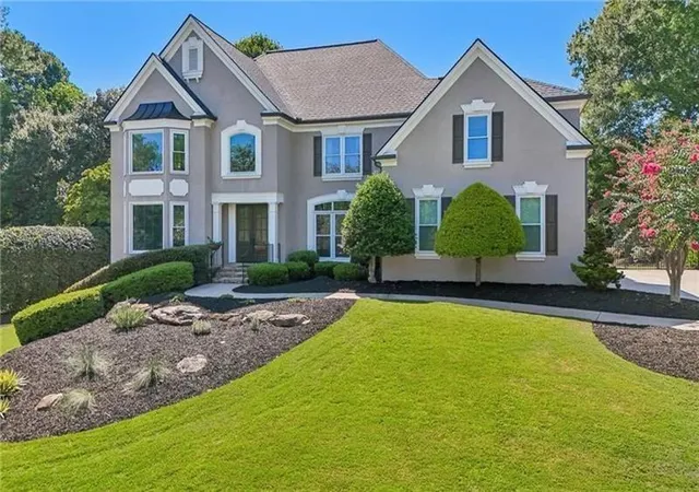 Photo 3 of Single family home for sale at 425 Cullingworth Dr, Johns Creek, GA 30022 | MLS# 7843835 | Listing updated on 2026-09-30