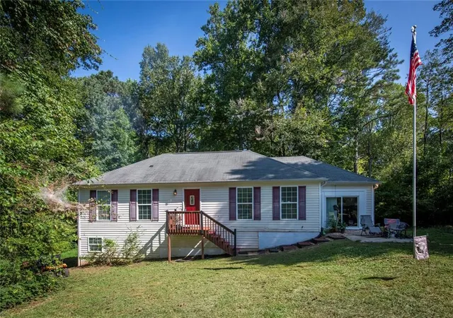 Photo 1 of Sale Pending at 556 Old Corinth Rd, Buchanan, GA 30113 | MLS# 7832236 | Listing updated on 2026-10-01