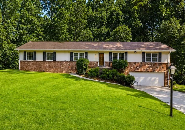 Photo 1 of Single family home for sale at 231 Suburban Dr, Kennesaw, GA 30144 | MLS# 7832683 | Listing updated on 2026-09-11
