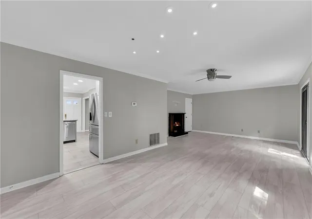 Photo 4 of Condo for sale at 1493 Ashford Pl NE, Brookhaven, GA 30319 | MLS# 7823967 | Listing updated on 2026-09-08