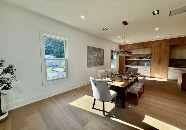 Photo 4 of Single family home for sale at 2336 Brookhurst Dr, Dunwoody, GA 30338 | MLS# 7812049 | Listing updated on 2026-09-22