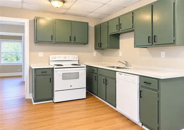 Photo 3 of Multi family home for sale at 6095 Mulberry St Ext Sw, Austell, GA 30168 | MLS# 7842610 | Listing updated on 2026-10-08