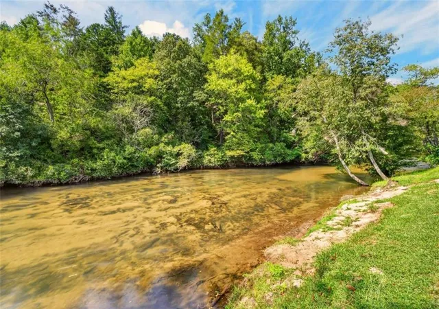 Photo 4 of Single family home for sale at 113 Downy Rd, Blue Ridge, GA 30513 | MLS# 7833518 | Listing updated on 2026-09-06