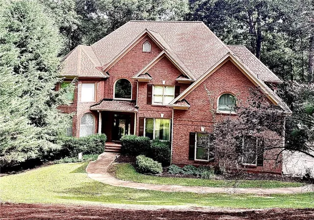 Photo 3 of Single family home for sale at 8350 Jacobs Ridge Ln, Cumming, GA 30028 | MLS# 7830427 | Listing updated on 2026-09-17