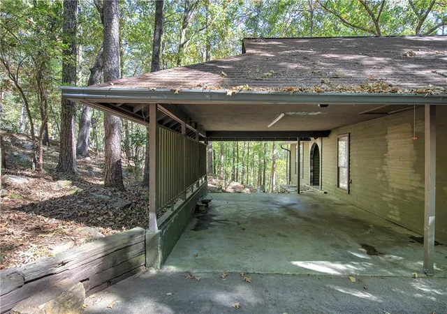 Photo 4 of Single family home for sale at 169 Chickasaw Dr, Waleska, GA 30183 | MLS# 7859600 | Listing updated on 2026-10-28