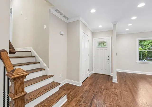 Photo 4 of Single family home for sale at 1356 Peachtree Battle Ave NW, Atlanta, GA 30327 | MLS# 7832372 | Listing updated on 2026-09-17