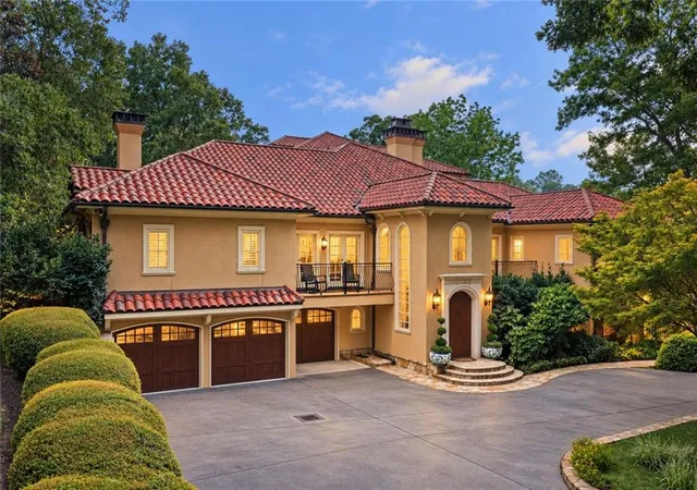 Photo 2 of Single family home for sale at 4338 Harris Trl Nw, Atlanta, GA 30327 | MLS# 7834180 | Listing updated on 2026-09-14