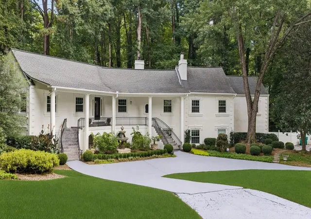Photo 2 of Single family home for sale at 585 Idlewood Dr, Sandy Springs, GA 30327 | MLS# 7840261 | Listing updated on 2026-09-19
