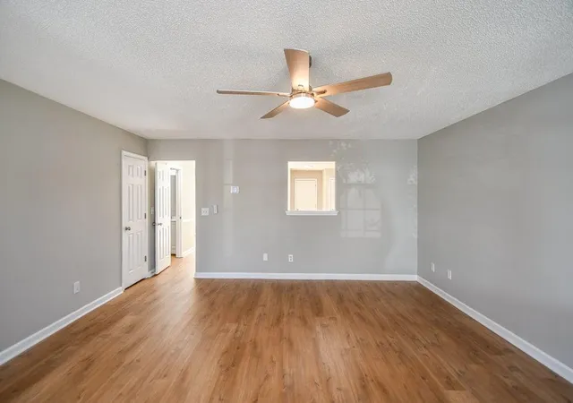 Photo 3 of Townhouse for sale at 1517 April Ln, Morrow, GA 30260 | MLS# 7857537 | Listing updated on 2026-10-22