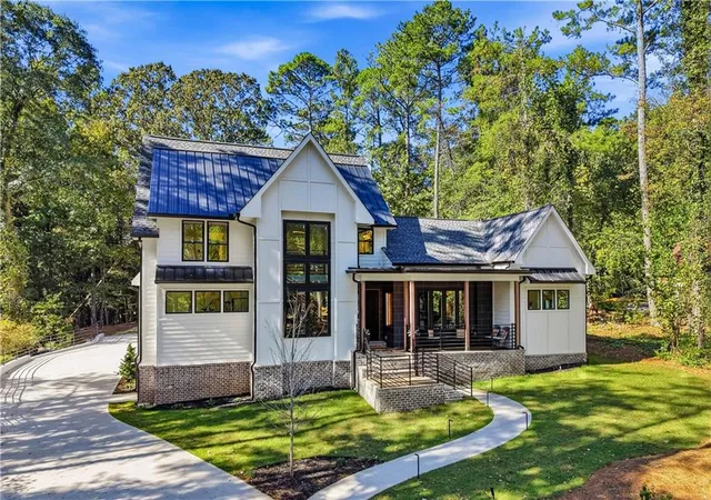 Photo 2 of Single family home for sale at 450 Dix Lee On Dr, Fayetteville, GA 30214 | MLS# 7858666 | Listing updated on 2026-10-25