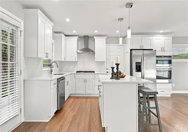 Photo 3 of Single family home for sale at 2329 Elmwood Cir Se, Atlanta, GA 30339 | MLS# 7813010 | Listing updated on 2026-10-12