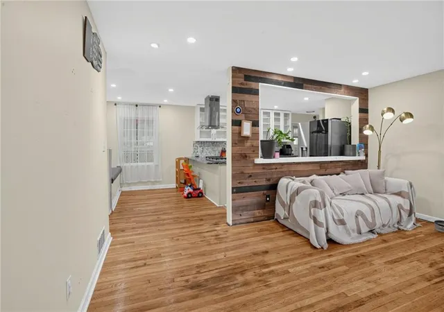 Photo 2 of Single family home for sale at 2147 Jones Rd Nw, Atlanta, GA 30318 | MLS# 7844370 | Listing updated on 2026-09-26