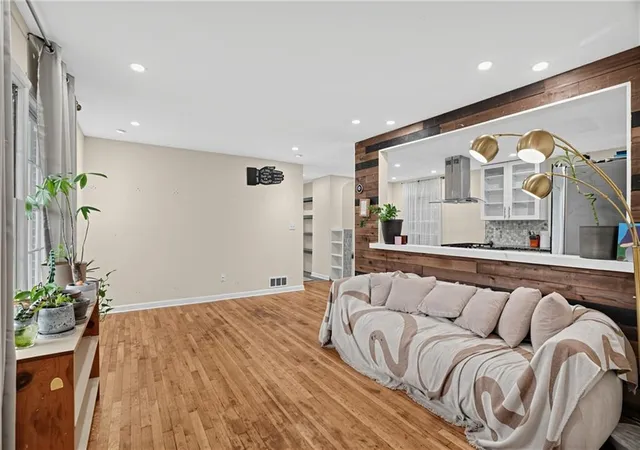 Photo 3 of Single family home for sale at 2147 Jones Rd Nw, Atlanta, GA 30318 | MLS# 7844370 | Listing updated on 2026-09-26