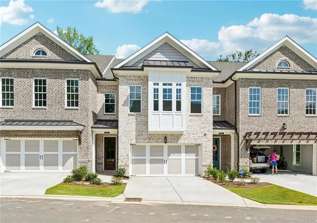 Photo 3 of Townhouse for sale at 5679 Broad River View #438, Peachtree Corners, GA 30092 | MLS# 7840775 | Listing updated on 2026-10-03