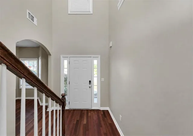 Photo 4 of Single family home for sale at 2601 Muskeg Ct SW, Atlanta, GA 30331 | MLS# 7836602 | Listing updated on 2026-09-30