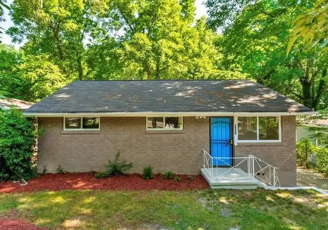 Photo 1 of Single family home for sale at 2017 Detroit Ave Nw, Atlanta, GA 30314 | MLS# 7844859 | Listing updated on 2026-10-07