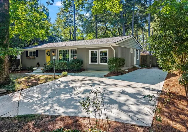 Photo 1 of Single family home for sale at 3842 Admiral Dr, Atlanta, GA 30341 | MLS# 7852753 | Listing updated on 2026-10-20