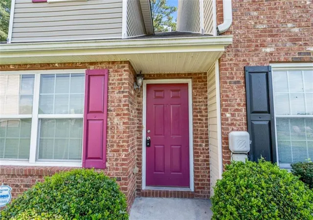 Photo 2 of Townhouse for sale at 8190 Oakley Cir #2, Union City, GA 30291 | MLS# 7854244 | Listing updated on 2026-10-30