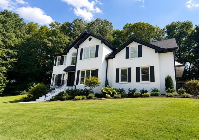 Photo 1 of Single family home for sale at 210 Pinehill Ln, Woodstock, GA 30188 | MLS# 7830599 | Listing updated on 2026-09-19