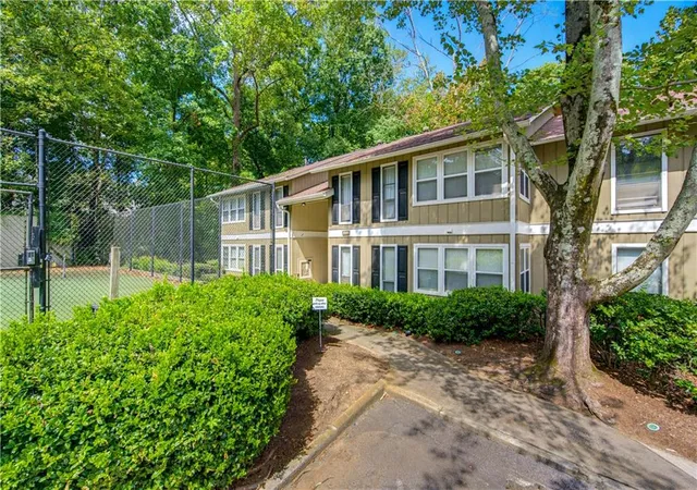 Photo 2 of Condo for sale at 5159 Roswell Rd #59-1, Sandy Springs, GA 30342 | MLS# 7839583 | Listing updated on 2026-09-19