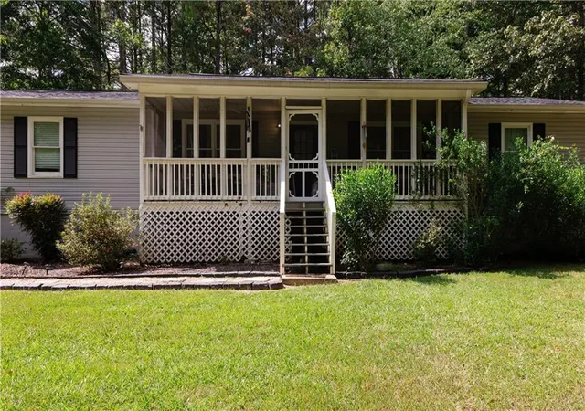 Photo 2 of Single family home for sale at 2641 E Hermitage Rd, Kingston, GA 30145 | MLS# 7829896 | Listing updated on 2026-09-19