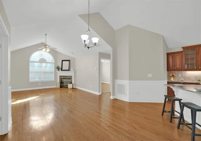Photo 4 of Condo for sale at 5278 Stone Village Cir NW #8, Kennesaw, GA 30152 | MLS# 7835191 | Listing updated on 2026-09-16