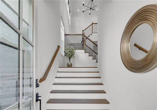Photo 3 of Single family home for sale at 1141 Druid Flds Ct, Decatur, GA 30033 | MLS# 7799953 | Listing updated on 2026-09-10