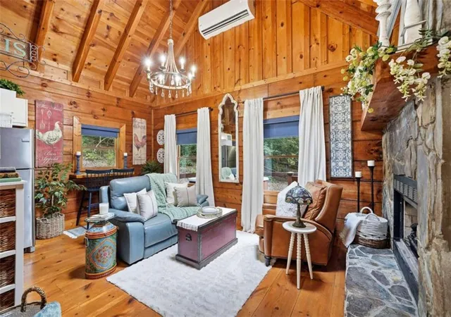 Photo 3 of Single family home for sale at 35 Finch Ln, Blue Ridge, GA 30513 | MLS# 7844599 | Listing updated on 2026-09-26