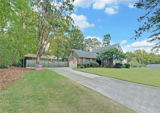 Photo 1 of Single family home for sale at 3341 Edgewood Cir, Gainesville, GA 30506 | MLS# 7860553 | Listing updated on 2026-10-29