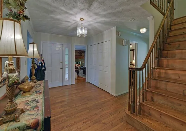 Photo 2 of Single family home for sale at 3341 Edgewood Cir, Gainesville, GA 30506 | MLS# 7860553 | Listing updated on 2026-10-29