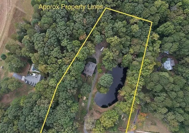 Photo 1 of Sale Pending at 1655 Rockdale Cir, Snellville, GA 30078 | MLS# 7834354 | Listing updated on 2026-09-27