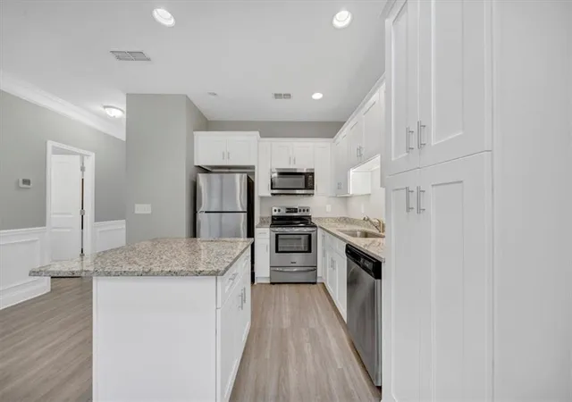 Photo 3 of Townhouse for sale at 53 Towne Clb Dr, Jasper, GA 30143 | MLS# 7857253 | Listing updated on 2026-10-23