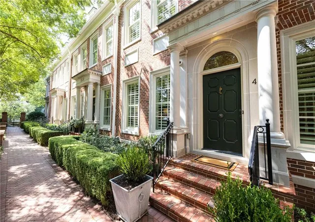 Photo 2 of Townhouse for sale at 39 W Wesley Rd Nw #4, Atlanta, GA 30305 | MLS# 7842520 | Listing updated on 2026-09-29