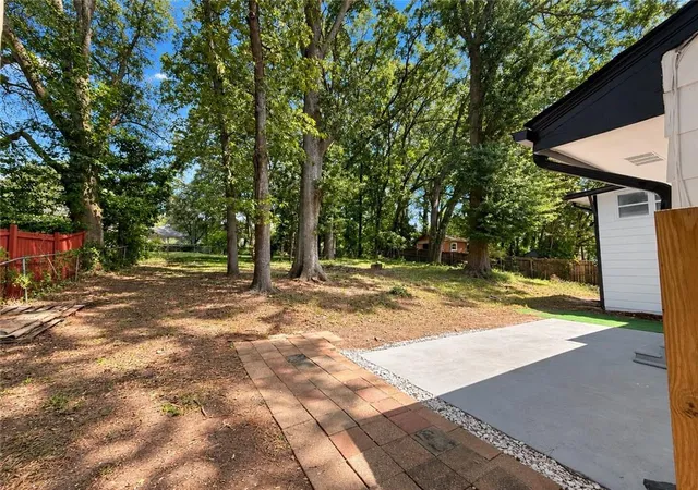 Photo 15 of Single family home for sale at 728 S Carter Dr, Jonesboro, GA 30236 | MLS# 7836112 | Listing updated on 2026-09-11